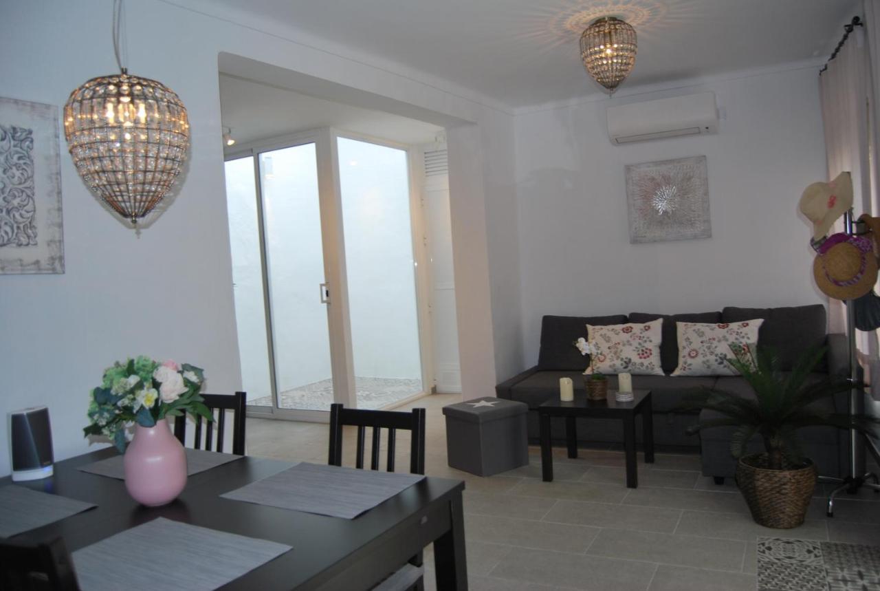 Ap290 - Casa Olivia Villa Нерха Екстериор снимка