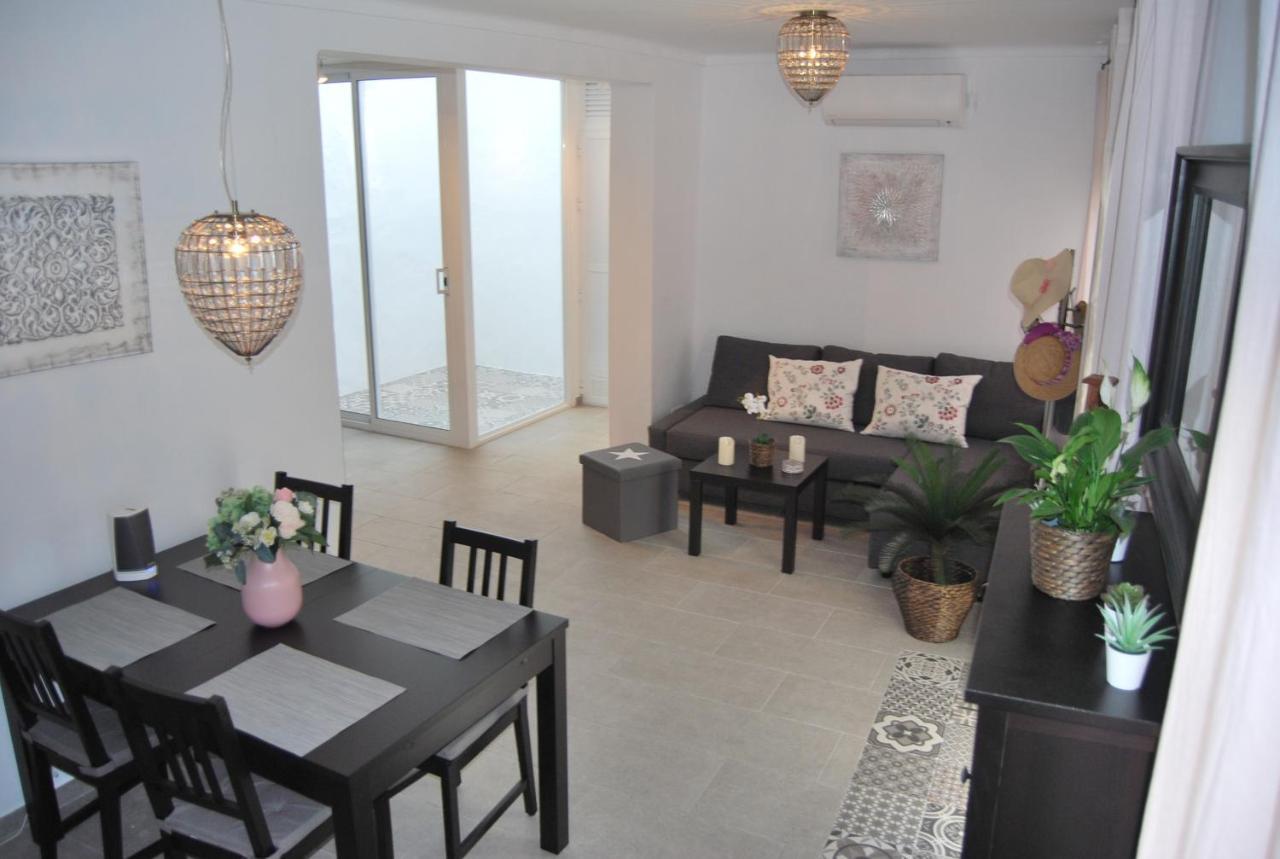 Ap290 - Casa Olivia Villa Нерха Екстериор снимка